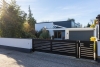 Stilvolles Wohnen im Architektenhaus mit privatem Poolparadies in Bestlage - Hausansicht