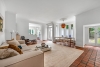 Stilvolle Gartenwohnung in denkmalgeschützter Villa an der Rheinfront von Oberkassel - Wohnraum