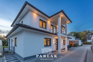 Moderne Eleganz am Rösrather Wald, 51503 Rösrath, Villa zum Kauf