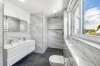 Neubau-Doppelhaushälfte in Krefeld-Forstwald - Badezimmer
