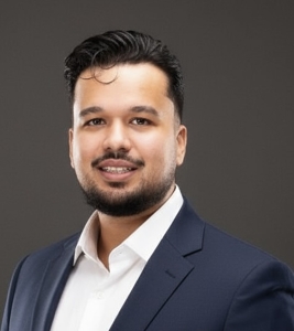 Veieck Khanzai, PARLAK IMMOBILIEN GmbH