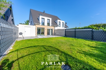 Wunderschöne Neubau-DHH am Naturschutzgebiet in Forstwald, 47804 Krefeld / Forstwald, Doppelhaushälfte