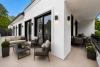 Luxus-Residenz in prestigeträchtiger Neubauvilla - Terrasse