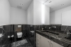 Luxus-Residenz in prestigeträchtiger Neubauvilla - Gäste-WC
