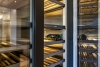 Möblierte Luxus-Residenz in prestigeträchtiger Neubauvilla - Weinkühlschrank von Gaggenau