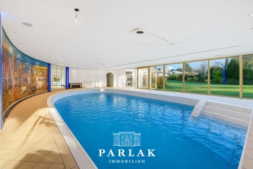 Traumhafte Villa mit Pool am Waldrand in Ratingen-Lintorf, 40885 Ratingen, Villa