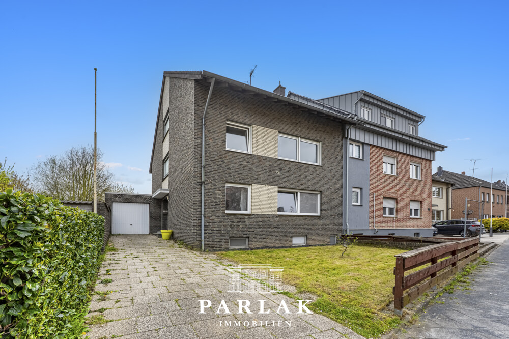 Großzügiges Wohnhaus mit idyllischem Garten, Balkon und Loggia – vielseitiges Raumangebot, 41517 Grevenbroich, Einfamilienhaus