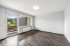 Großzügiges Wohnhaus mit idyllischem Garten, Balkon und Loggia - vielseitiges Raumangebot - Zimmer mit Balkon im 1. Obergeschoss