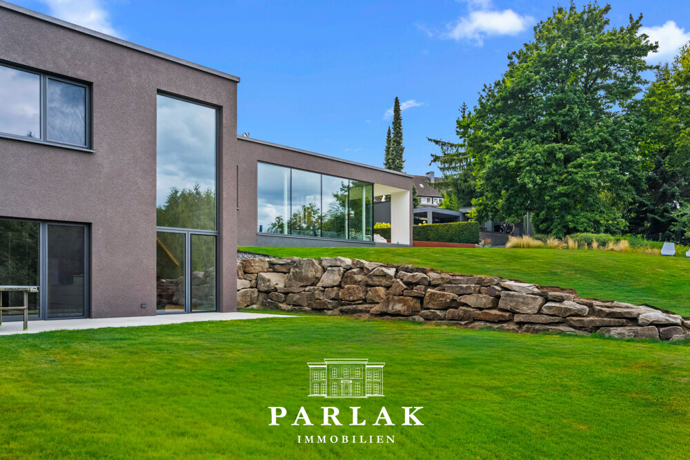 Exklusives Architektenhaus in besonderer Hanglage, 45239 Essen, Villa
