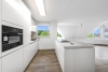 Stilvoll sanierte Maisonettewohnung mit Sonnen-Loggia in Rheinnähe - Küche