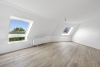 Stilvoll sanierte Maisonettewohnung mit Sonnen-Loggia in Rheinnähe - Schlafen